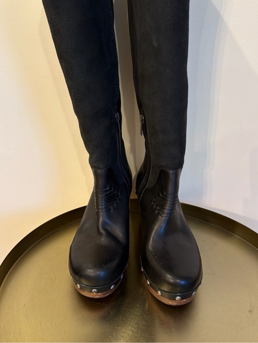 UGG Black Leather Clog Boots fur lining size 7